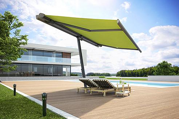 Terrasse mit Sonnenschutz